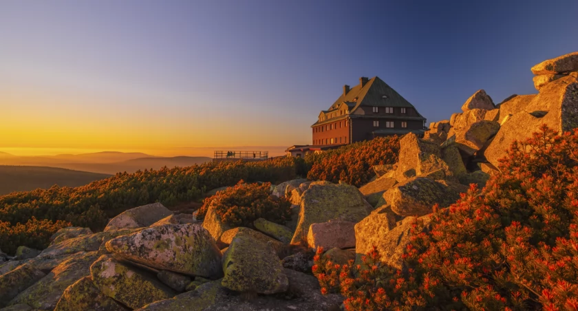 Schronisko na Szrenicy w sercu Karkonoszy. Zdjęcie Rafał Kotylak