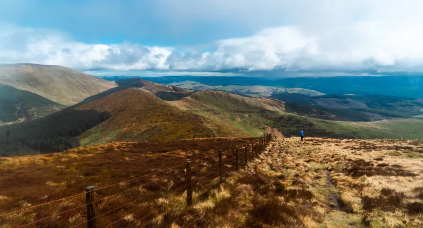 Zejście połoninami do Abergynolwyn. Przez chwilę w Walii można poczuć się jak w Bieszczadach. Zdjęcie Krzysztof Story
