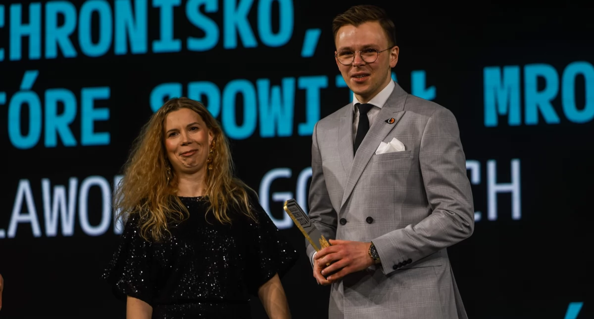 FOT. LUBIMYCZYTAC.PL/ADAM JASTRZĘBOWSKI Sławek Gortych podczas gali plebiscytu Lubimyczytac.pl