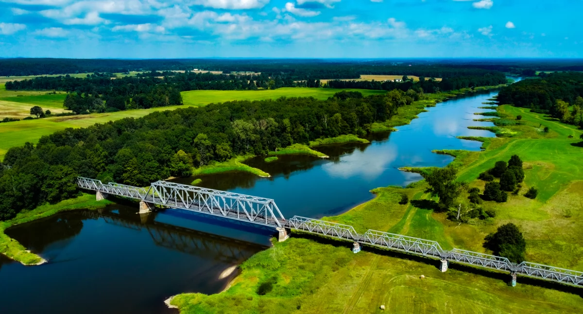 Most kolejowy w Stanach ( Bobrownikach) Fot. Aleksandra i Daniel Sienkiewiczowie