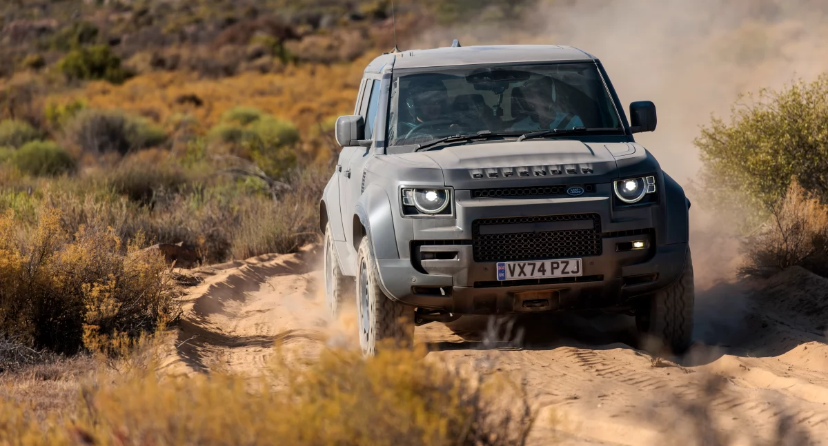 Aktualności, Rover Defender Andrzej Bargiel - zdjęcie, fotografia