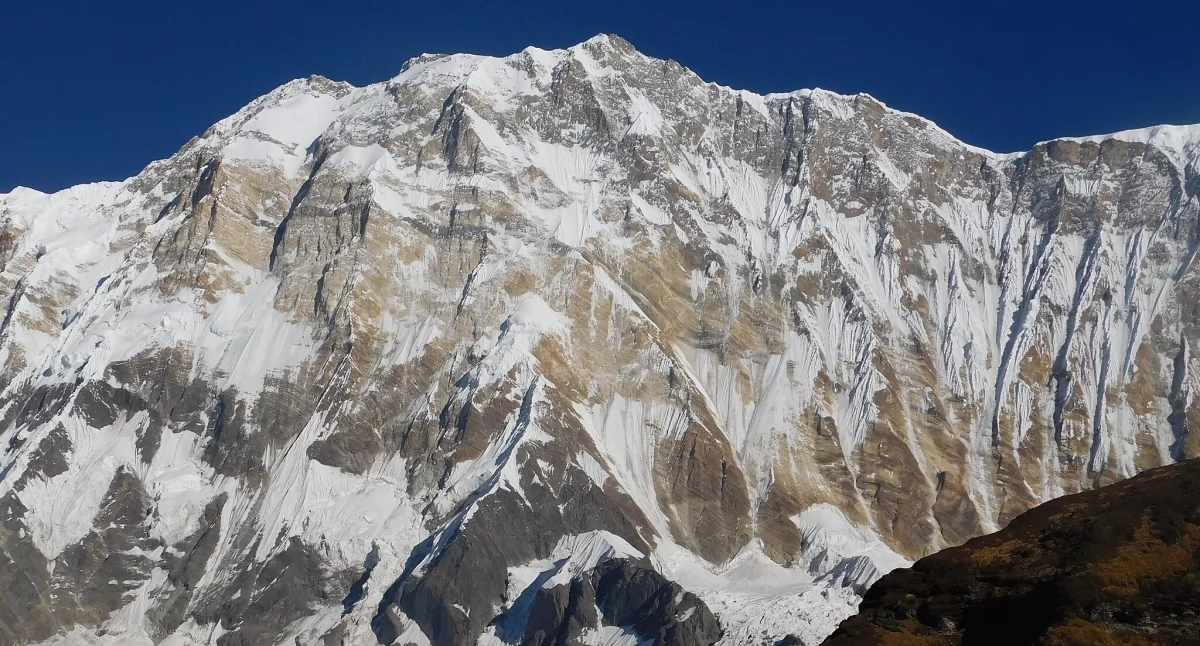 Południowa ściana Annapurny | Fot. PrajwalMohan, CC BY-SA 4.0 via Wikimedia Commons