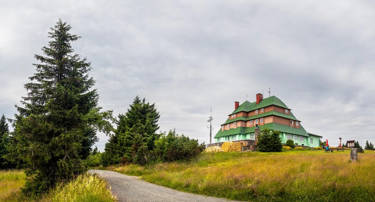 Masarykova chata ma swój czeski klimat górski | Fot. Adobe Stock