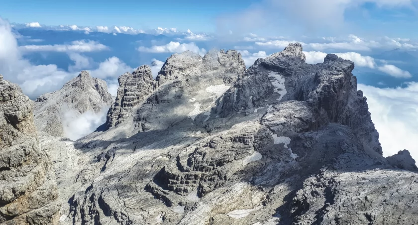 Widoki na ściany Dolomitów z via ferraty Sentiero Benini. Zdjęcie Tomasz Cylka