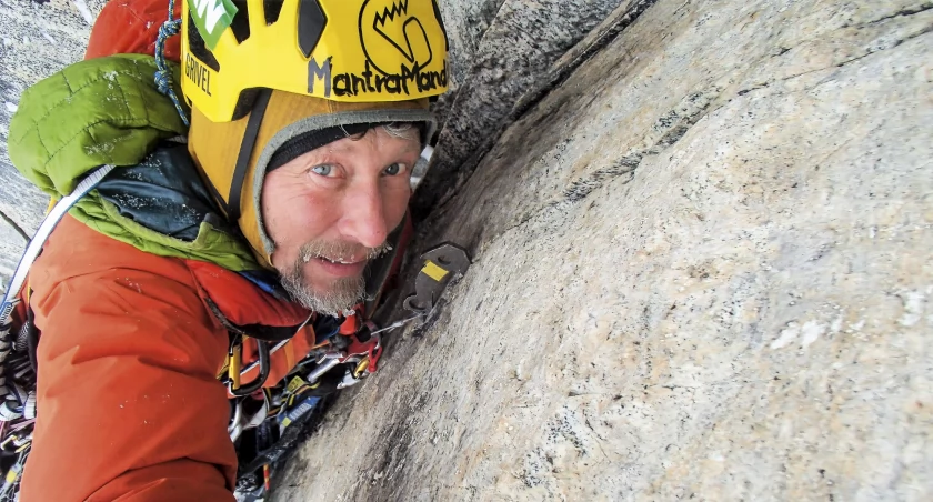 Pocztówka ze wspinania za kołem podbiegunowym północnym – Ziemia Baffina. Zdjęcie z archiwum Marka Raganowicza