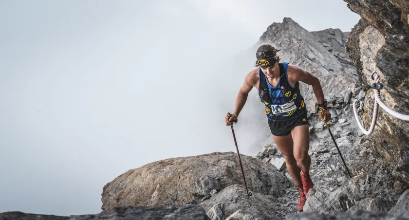 Marcin Rzeszótko na zawodach Pucharu Świata Vertical World Circuit. Zdjęcie Sportograf