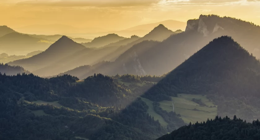 Pienińska gra świateł. Zdjęcie Wiktor Baron baronphotography.eu