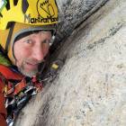 Pocztówka
ze wspinania
za kołem
podbiegunowym
północnym –
Ziemia Baffina. Zdjęcie z...