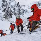 Pamiętajmy, że są małe szanse, by służby ratunkowe dotarły na miejsce lawiny w ciągu...