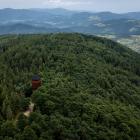 Modyń (1029 m n.p.m.), czyli Góra Zakochanych, od paru lat znów jest w modzie....