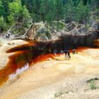Kolorowe Jeziorka w Rudawach Janowickich na szlaku Wałbrzych – Szklarska Poręba....
