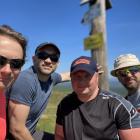 Uczestnicy redakcyjnej sztafety na Haliczu. Zdjęcie Kajetan Domagała