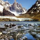 Patagonia, widok poprzez Lago Tore na szczyt Cerro Tore, który był celem wyprawy w 1986...