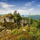 Góry Izerskie, malownicze skały nieopodal Wysokiego Kamienia. Zdjęcie Rafał Kotylak