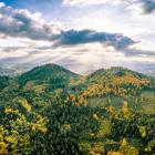 Sokolik i Krzyżna Góra. Zdjęcie Adobe Stock