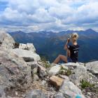 Obserwacja kozic w okolicach Litworowej Przełęczy. Zdjęcie z archiwum Anny Lawendowskiej