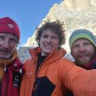 Od lewej Janusz Gołąb, Maciej Kimel i Michał Król podczas wyprawy w Karakorum. Zdjęcie...