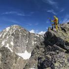 Andrzej Marcisz pod Małym Lodowym Szczytem. Zdjęcie Michał Kasperczyk