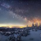 Wschód Drogi Mlecznej na Łysocinie – Karkonosze

Wiosenna Droga Mleczna widziana nad...