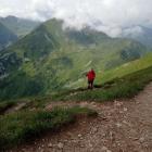 Ostatnie metry podejścia z Doliny Kamienistej na Pyszniańską Przełęcz. Zdjęcie...