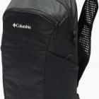  Tylny panel plecaka z siatki ma miękką, ale trwałą konstrukcję. Wewnątrz znajduje się...