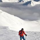 Na grani Czerwonych Wierchów z Tatrami słowackimi w tle, zdjęcie Przemysław Piegza