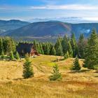 Bacówka PTTK na Rycerzowej Fot. Grzegorz Szawiński 