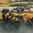 Nakładające się na siebie masywy Cir oraz Odle - Puez, zdjęcie Mikołaj Gospodarek