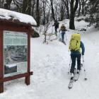 W pobliżu Wielkiej Raczy znajdują się Skalne Dziury. Jak podaje speleoklub w Bohuminie...