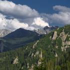 Panorama z Sarniej Skały na wschód