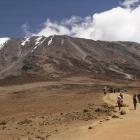 Wyjazd na Kilimandżaro nazwałbym wycieczką , a nie „wyprawą” czy „ekspedycją”. Zdjęcie...