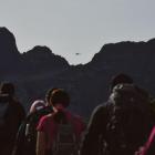 Śmigłowiec TOPR nad Zmarzłą Przełęczą. Zdjęcie Mateusz Wilczek