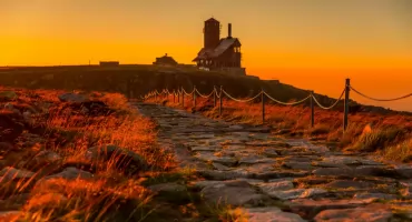 W stronę Śnieżnych Kotłów. Magia karkonoskich szlaków