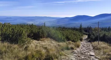 Karkonosze. Śladami bohaterów Sławka Gortycha. Wyjątkowe szlaki polsko-czeskiego pogranicza