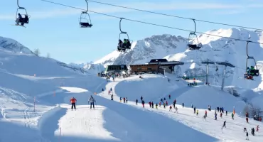 NO LIMITS by ITAKA – najlepsze kierunki na zimę 2025/26. Odkryj narty z Itaką!