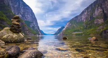 Lysefjorden. Wolność w górach Norwegii 