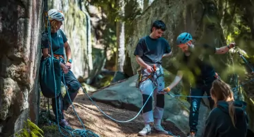 Szczytna – piaskowcowy raj w Górach Stołowych. W czerwcu wraca Szczytnik Climbing Festival