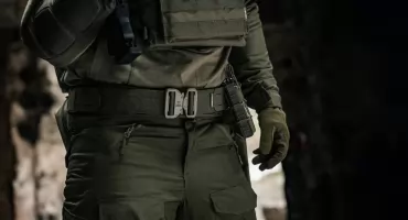Pas MOLLE w górach zamiast plecaka? Sprawdzamy, kiedy ma sens
